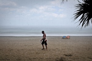 Regn på Klong Dao Beach